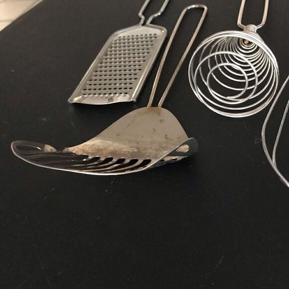 Vintage Variety Stainless Steel Kitchen Handheld Tools 6 Piece - Picture 8 of 16